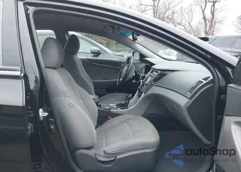 2013 Hyundai Sonata Gls z USA, uszkodzony, nr VIN 5NPEB4AC9DH688136